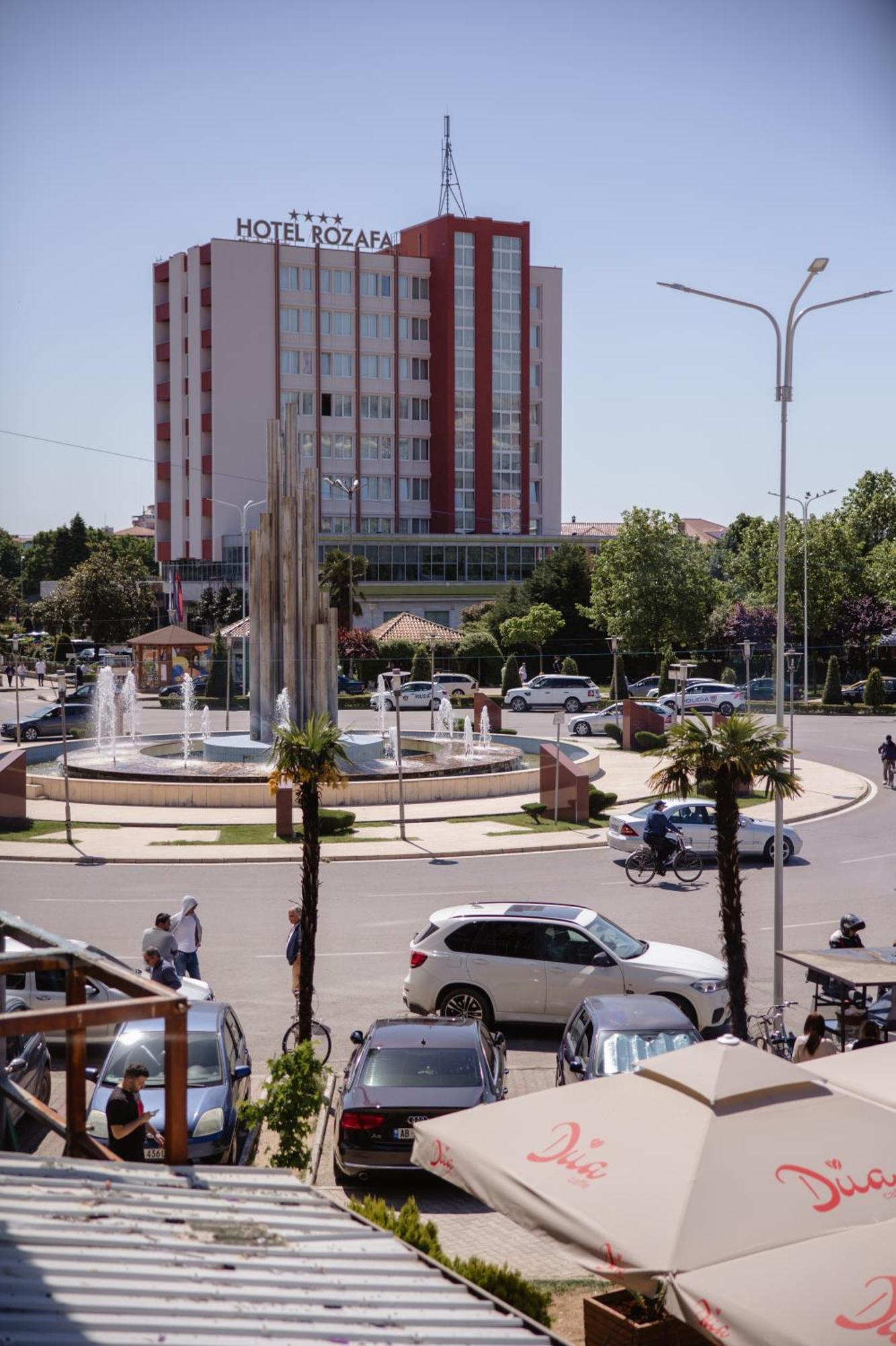 Corner Hostel Shkoder Exterior photo